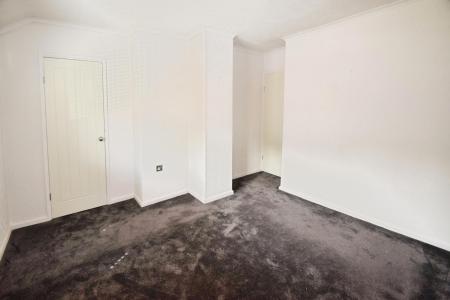3 bedroom Semi-detached house to let in Sycamore Crescent, Norwich, NR2