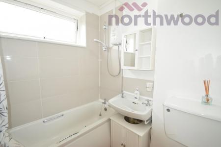 2 bedroom Flat to let in Junction Road, Norwich, NR3