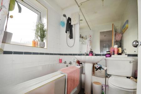 1 bedroom Flat to let in Chestnut Close, Costessey, NR5