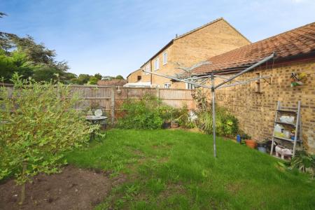 1 bedroom Flat to let in Chestnut Close, Costessey, NR5