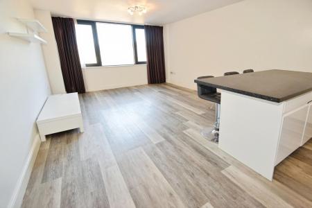 1 bedroom Flat to let in Prince of Wales Road, Norwich, NR1