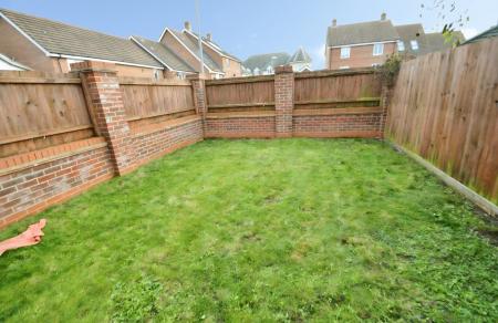 3 bedroom Semi-detached house to let in Poethlyn Drive, Queens Hill, Costessey, NR8