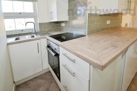 1 bedroom Flat to let in St Stephens Square, Norwich, NR1