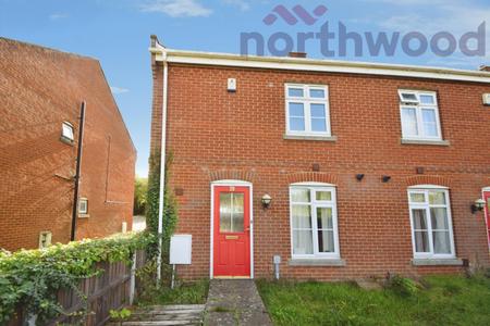 3 bedroom Flat to let in Tolye Road, Norwich, NR5