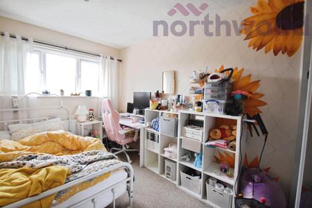 1 bedroom Flat to let in Kingswood Avenue, Thorpe Marriott, Norwich, NR8