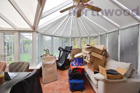 1 bedroom Flat to let in Kingswood Avenue, Thorpe Marriott, Norwich, NR8
