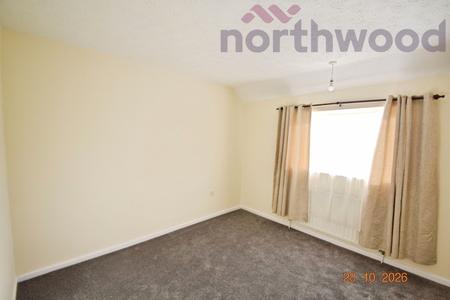 3 bedroom Flat to let in Barnesdale Road, Tuckswood, Norwich, NR4