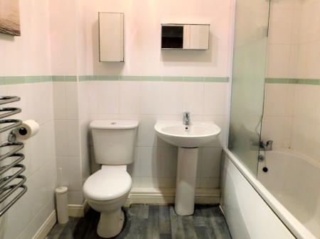 2 bedroom Flat for sale in Appleton Gardens, Mapperley, Nottingham, NG3
