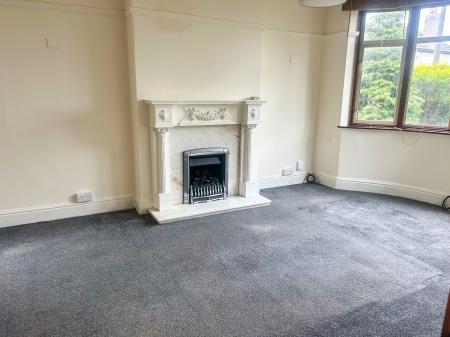 4 bedroom Detached house for sale in Coronation Road, Mapperley, Nottingham, NG3