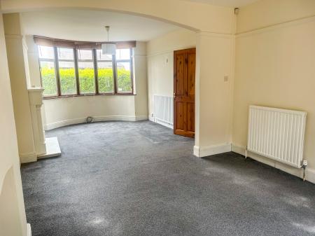 4 bedroom Detached house for sale in Coronation Road, Mapperley, Nottingham, NG3
