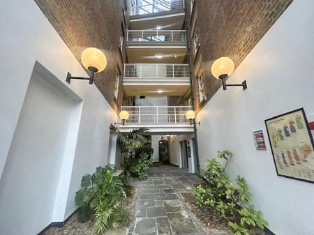 1 bedroom Flat for sale in Kings Court, Lace Market, Nottingham, NG1