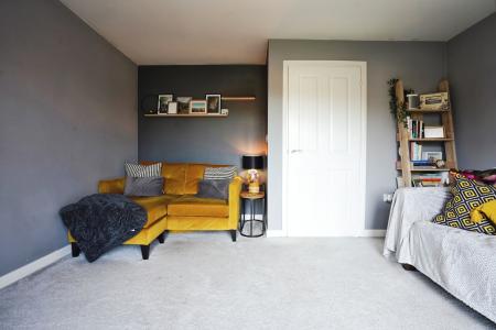 2 bedroom Terraced House for sale in Renshaw Drive, Nottingham, NG4