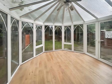 3 bedroom Semi-detached house to let in Ellwood Crescent, Nottingham, Wollaton Nottingham, NG8