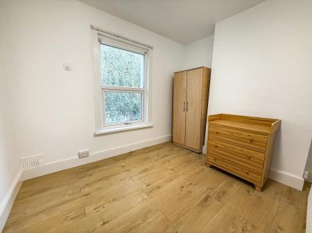 3 bedroom Semi-detached house to let in Rob Roy Avenue, Nottingham, NG7