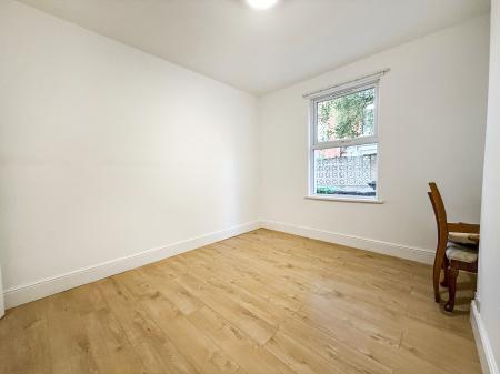 3 bedroom Semi-detached house to let in Rob Roy Avenue, Nottingham, NG7