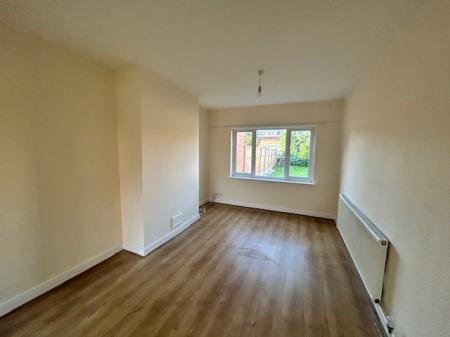 3 bedroom Semi-detached house to let in Westbury Road, Basford, Nottingham, NG5