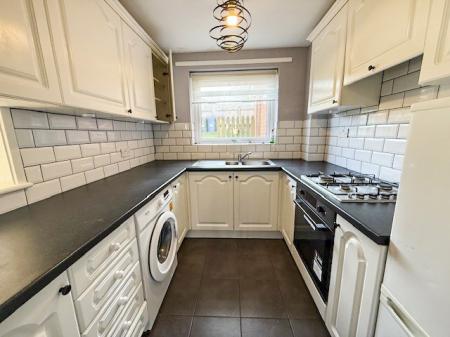 3 bedroom Semi-detached house to let in Grainger Avenue, Nottingham, West Bridgford, NG2