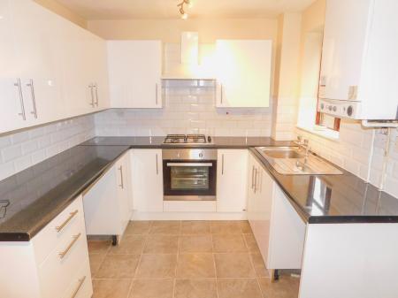 2 bedroom Semi-detached house to let in Heron Drive, Lenton, Nottingham, NG7