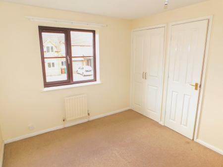 2 bedroom Semi-detached house to let in Heron Drive, Lenton, Nottingham, NG7