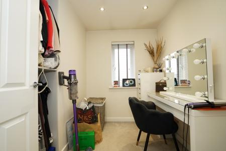 3 bedroom Semi-detached house for sale in Inger Drive,, Gedling, NG4