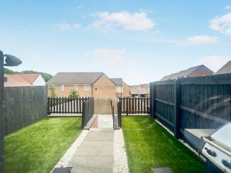 3 bedroom Terraced House for sale in Inger Drive,, Gedling, NG4