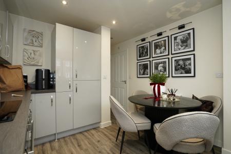 3 bedroom Semi-detached house for sale in Inger Drive,, Gedling, NG4