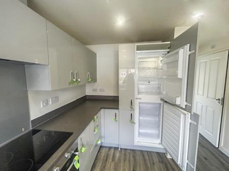 3 bedroom Terraced House for sale in Inger Drive,, Gedling, NG4