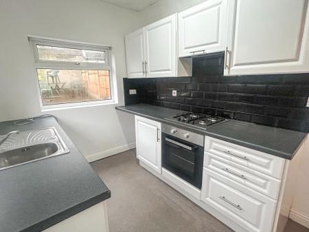 2 bedroom Terraced House for sale in King Street, Nottingham, Eastwood, NG16