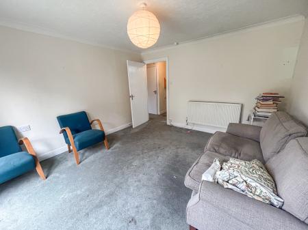 2 bedroom Bungalow for sale in Birch Walk, Sherwood Nottingham, NG5