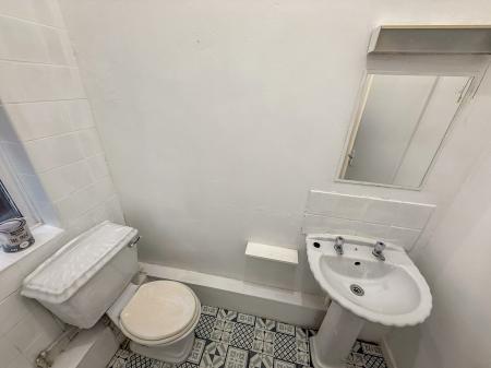 1 bedroom Studio flat to let in Berridge Road, Nottingham, NG7