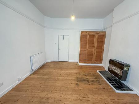 1 bedroom Studio flat to let in Berridge Road, Nottingham, NG7