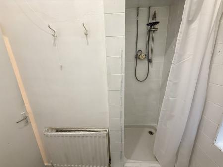 1 bedroom Studio flat to let in Berridge Road, Nottingham, NG7