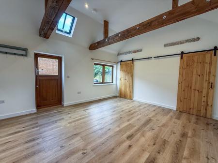 1 bedroom Barn Conversion to let in Main Street, Newark-on-Trent, NG23