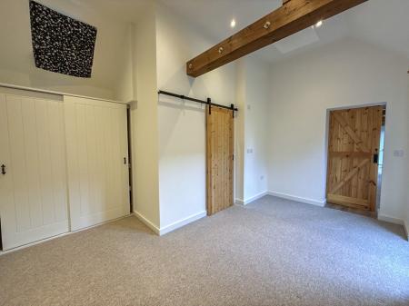 1 bedroom Barn Conversion to let in Main Street, Newark-on-Trent, NG23