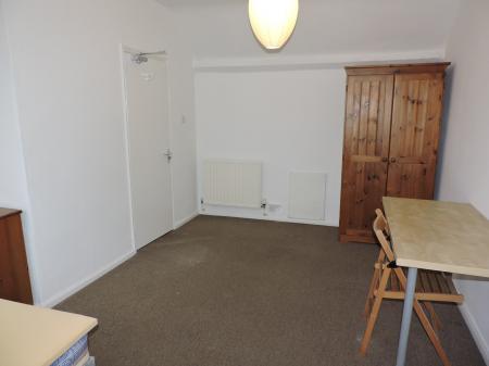 4 bedroom Terraced House to let in Hart Street, Lenton, Nottingham, NG7