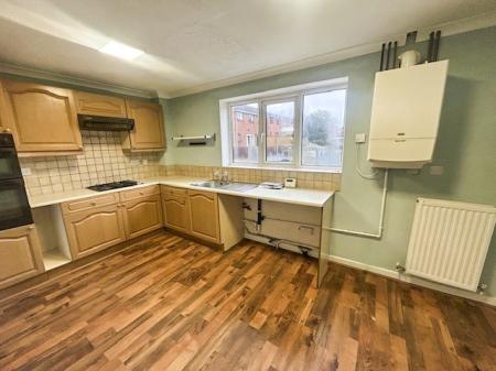 3 bedroom Town house to let in Harvest Close, Top Valley, Nottingham, NG5