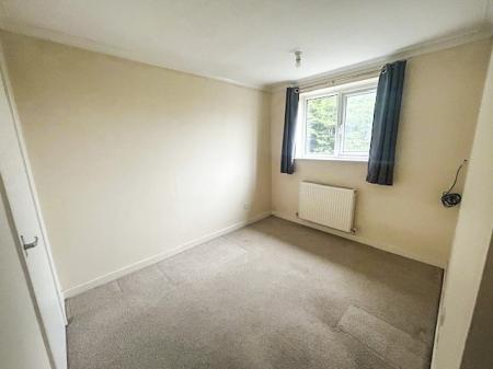 3 bedroom Town house to let in Harvest Close, Top Valley, Nottingham, NG5