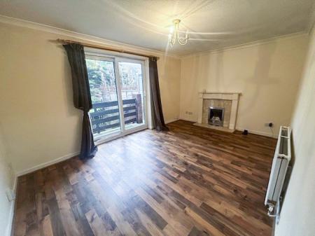 3 bedroom Town house to let in Harvest Close, Top Valley, Nottingham, NG5