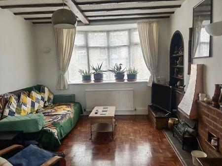 3 bedroom Semi-detached house for sale in Oakfields Road, Nottinghamshire, Nottingham, NG2