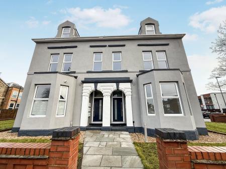 1 bedroom Flat to let in Meadow Road, Beeston, NG9