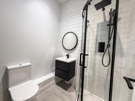 1 bedroom Flat to let in Meadow Road, Beeston, NG9