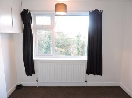 3 bedroom Semi-detached house to let in Carisbrooke Avenue, Beeston, NG9