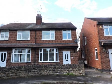 3 bedroom Semi-detached house to let in Carisbrooke Avenue, Beeston, NG9