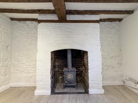 2 bedroom Semi-detached house to let in Spring Lane, Newark-on-Trent, NG23