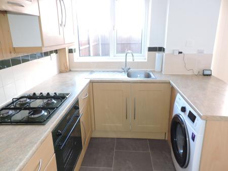 3 bedroom Town house to let in Bramble Drive, Carlton, Nottingham, NG3