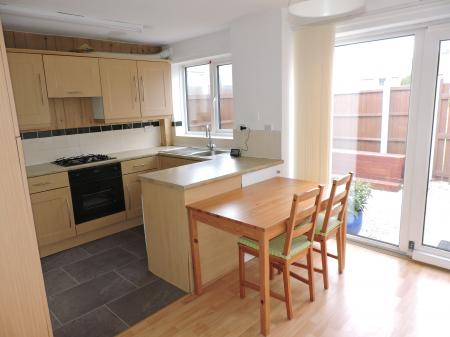 3 bedroom Town house to let in Bramble Drive, Carlton, Nottingham, NG3
