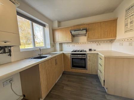 2 bedroom Terraced House to let in Bullfinch Road, Basford, Nottingham, NG6