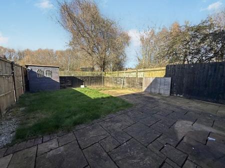 2 bedroom Terraced House to let in Bullfinch Road, Basford, Nottingham, NG6