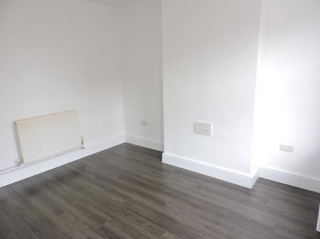 3 bedroom Terraced House to let in West Street, Arnold, NG5