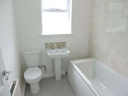 3 bedroom Terraced House to let in West Street, Arnold, NG5